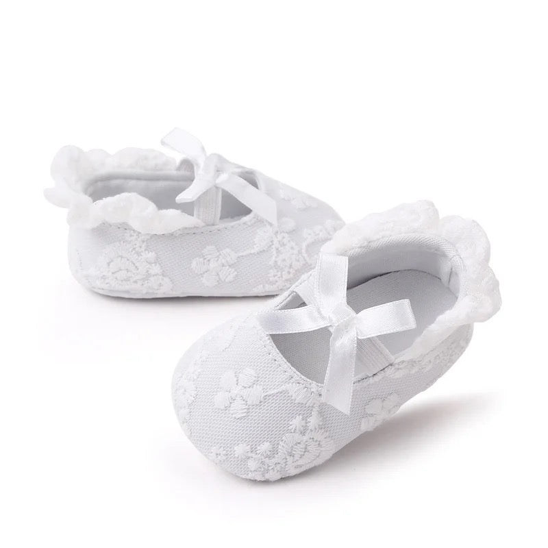 Baby Girl Lace Pumps