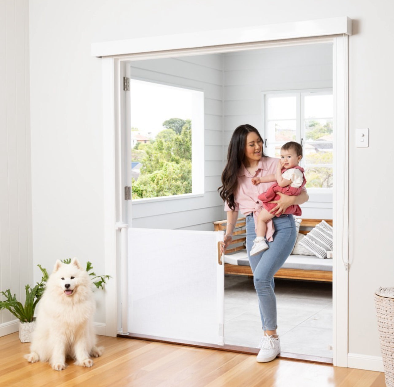 Baby Retractable Safty Gate